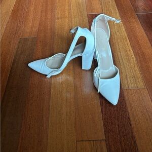 White Women's Heels size 8
